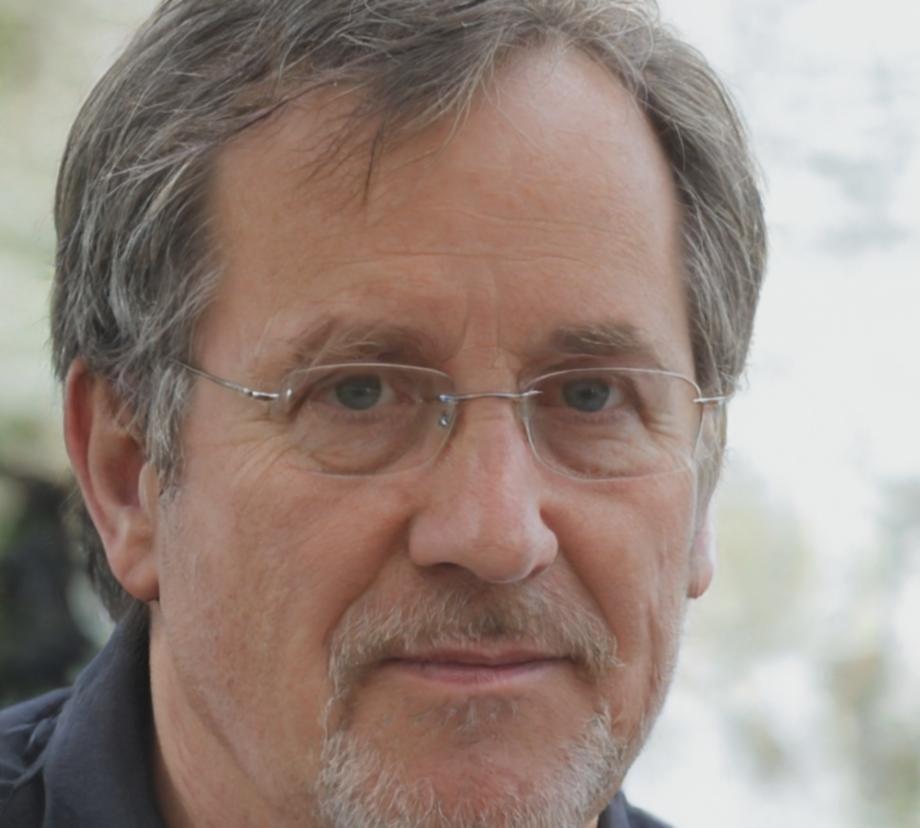 Portrait of Davor Kovačević, Financial Analyst at glowen-ignitra